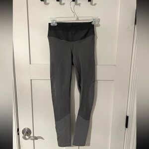 Lululemon light grey leggings